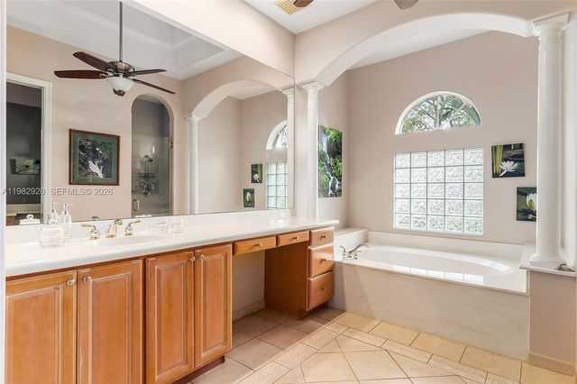 838 NW 123rd Dr, Coral Springs, FL 33071