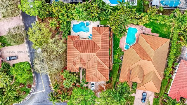 838 NW 123rd Dr, Coral Springs, FL 33071