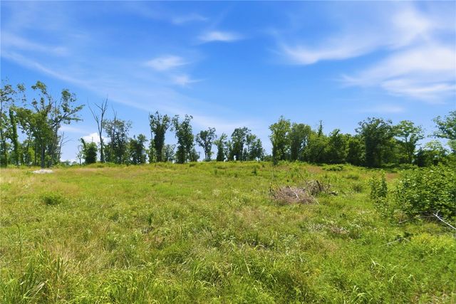 Brown Road, Cave Springs, AR 72718
