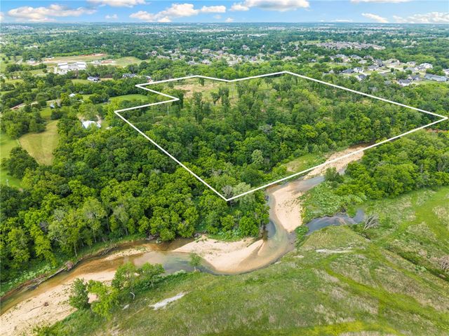 Brown Road, Cave Springs, AR 72718
