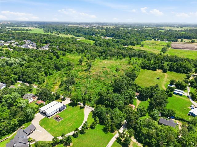 Brown Road, Cave Springs, AR 72718