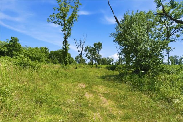 Brown Road, Cave Springs, AR 72718