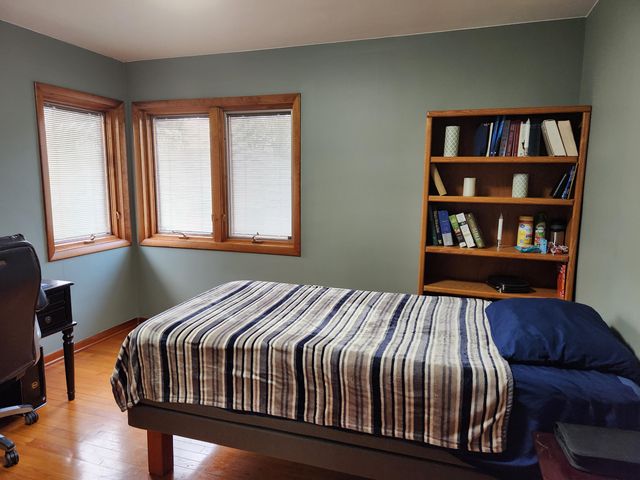 2445 Clough Avenue, Highland, IN 46322