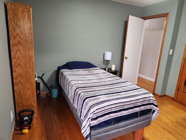 2445 Clough Avenue, Highland, IN 46322