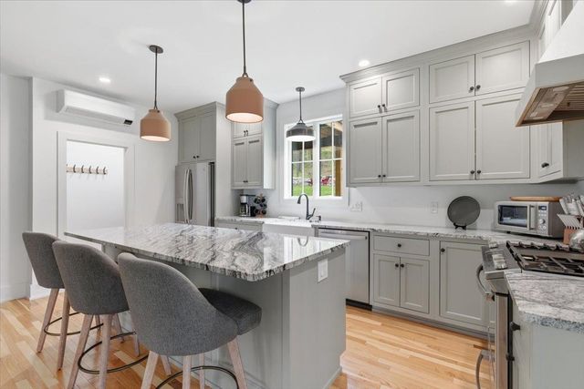 155 Brookman Road, Pownal, VT 05261