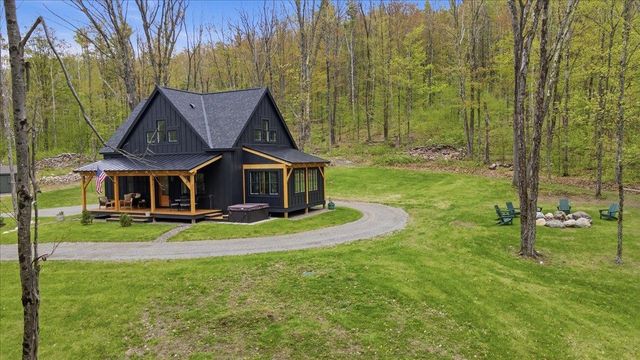 155 Brookman Road, Pownal, VT 05261