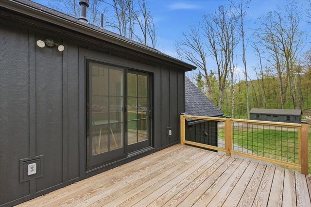 155 Brookman Road, Pownal, VT 05261