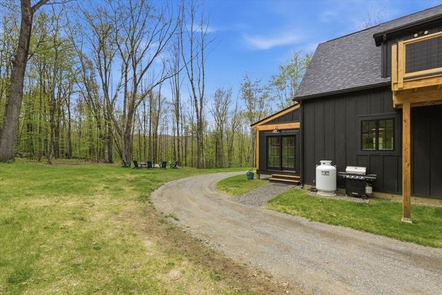 155 Brookman Road, Pownal, VT 05261