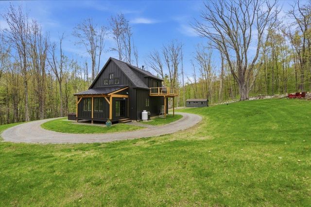155 Brookman Road, Pownal, VT 05261