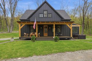 155 Brookman Road, Pownal, VT 05261