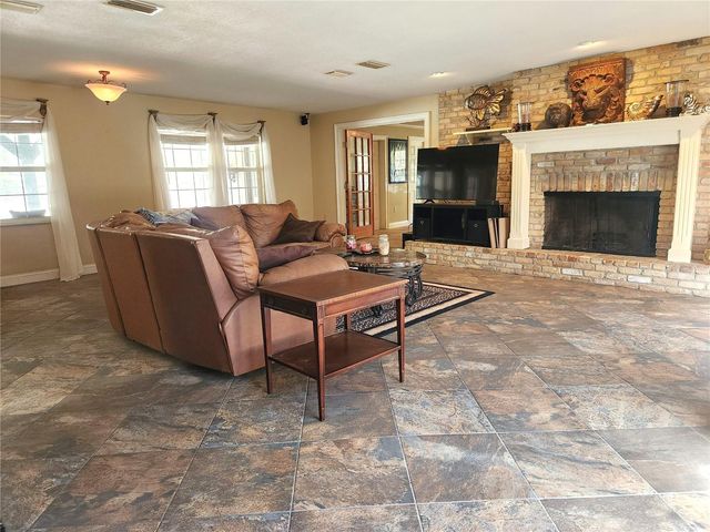 400 SE 49TH AVENUE, Ocala, FL 34471