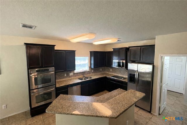 1425 Starlight Drive, Temple, TX 76502