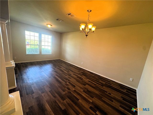 1425 Starlight Drive, Temple, TX 76502