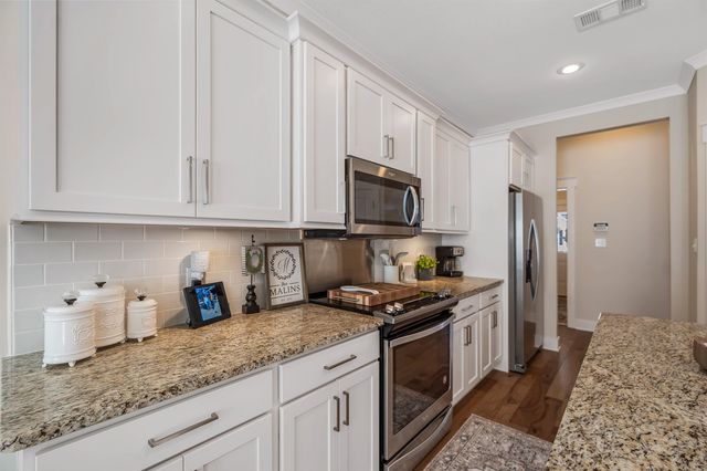 1993 Windy Lane, Jonesboro, AR 72404