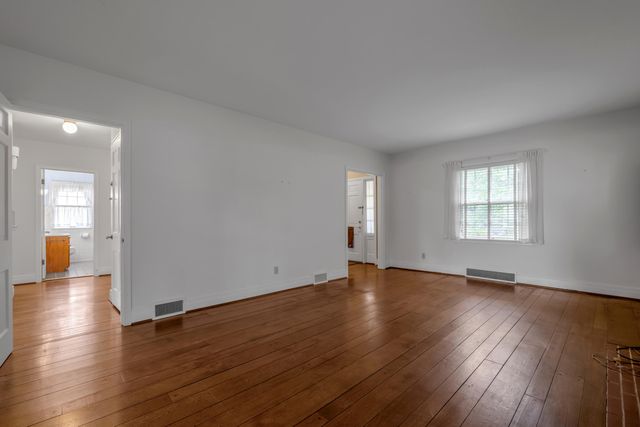 108 Romany Road, Lexington, KY 40502
