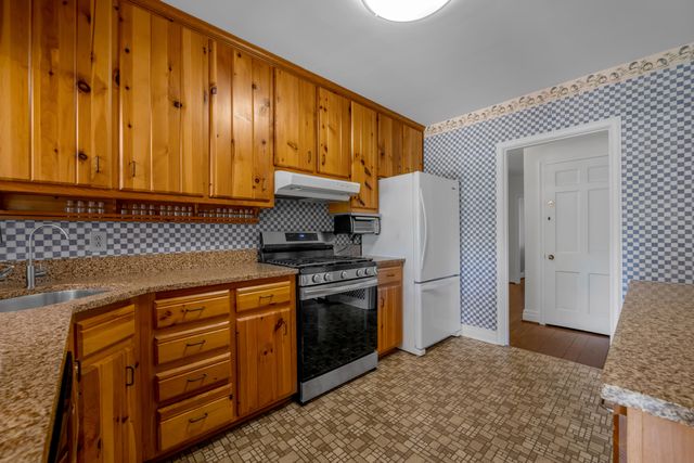 108 Romany Road, Lexington, KY 40502