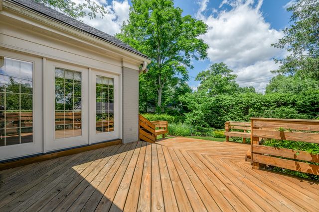 108 Romany Road, Lexington, KY 40502