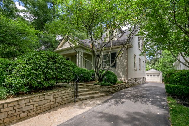 108 Romany Road, Lexington, KY 40502