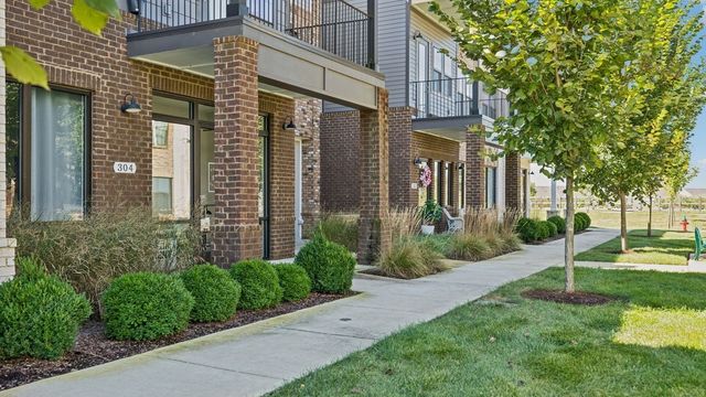 283 Harvest Point Blvd, Spring Hill, TN 37174