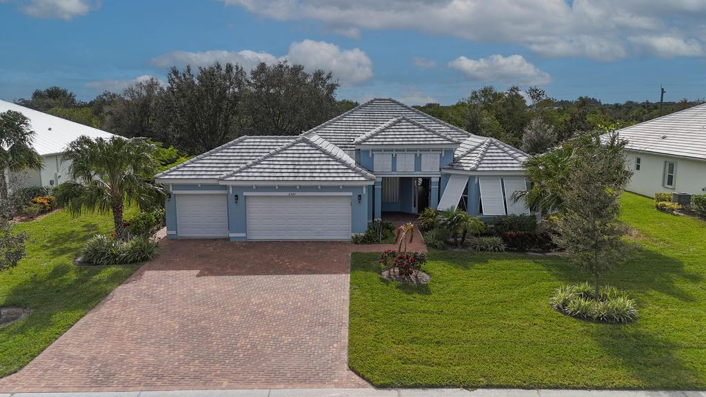 2547 Saint Lucia Circle, Vero Beach, FL 32967