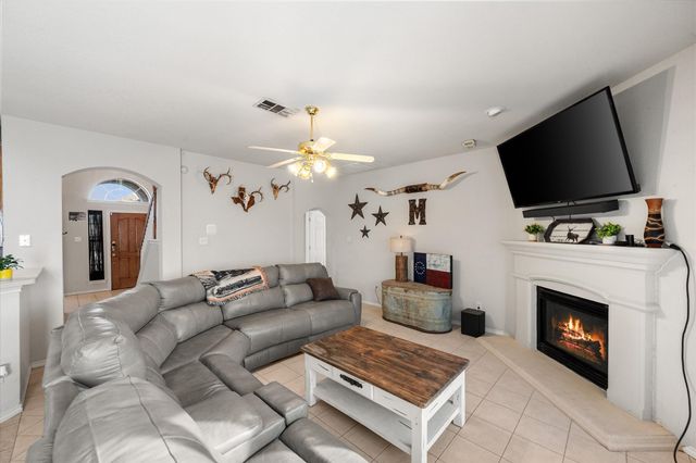 4840 Valley Springs Trail, Fort Worth, TX 76244