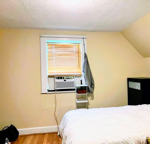 27 Mcbride St 3, Boston, MA 02130