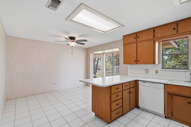 209 County Road 4917, Newark, TX 76071