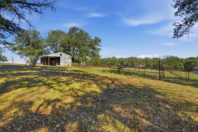 209 County Road 4917, Newark, TX 76071