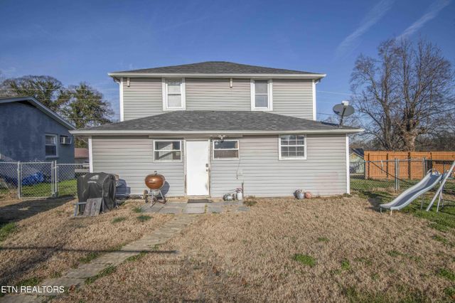 514 W 7th Ave, Lenoir City, TN 37771