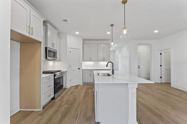 223 Conger Drive, Lebanon, TN 37087