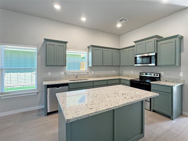 1101 N Tucker Avenue, Shawnee, OK 74801