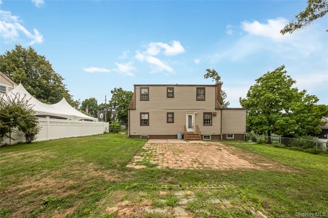 285 Starke Avenue, East Meadow, NY 11554
