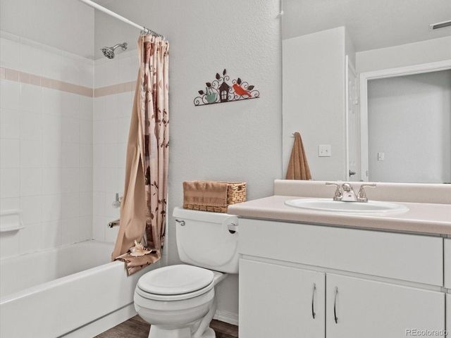 1672 W Canal Cir 412, Littleton, CO 80120