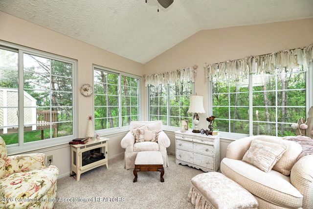 1925 Creek Landing, Haslett, MI 48840