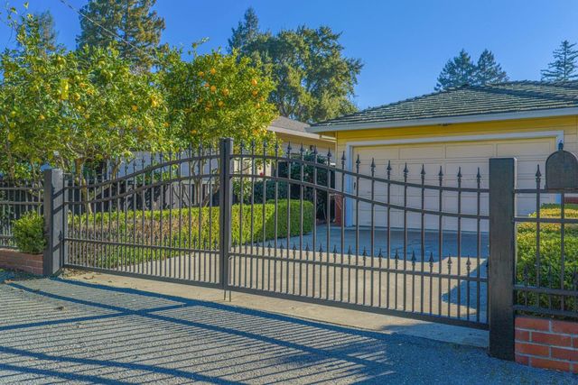 642 14th Avenue, Menlo Park, CA 94025