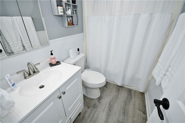 1125 Valleyview Dr, Cecil, PA 15055