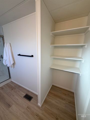 10134 W Mesquite Ln, Boise, ID 83704