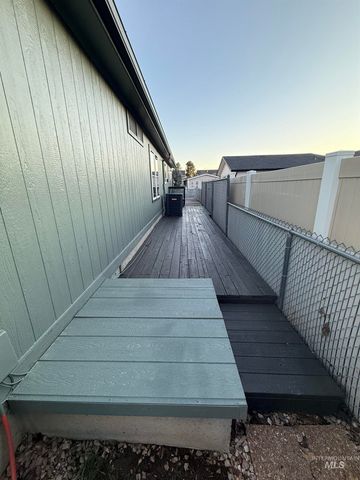 10134 W Mesquite Ln, Boise, ID 83704