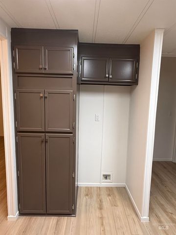 10134 W Mesquite Ln, Boise, ID 83704