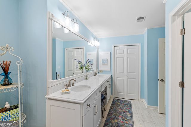 1051 Club Place NE, Brookhaven, GA 30319