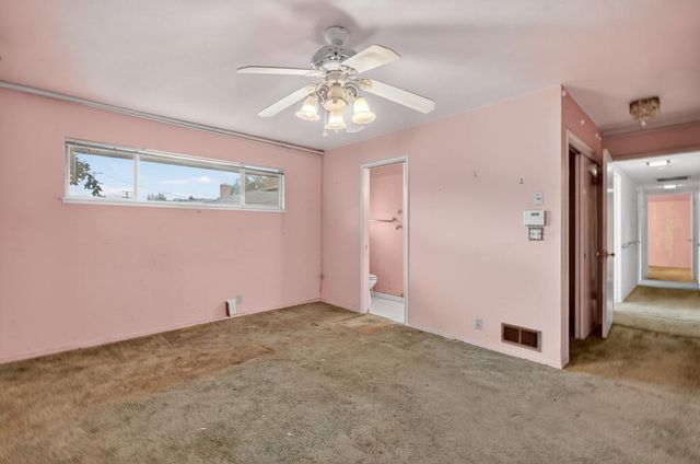 7517 Parkwoods Dr, Stockton, CA 95207