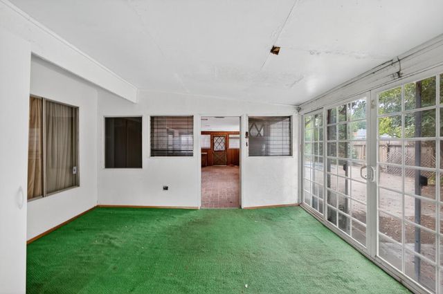 7517 Parkwoods Dr, Stockton, CA 95207