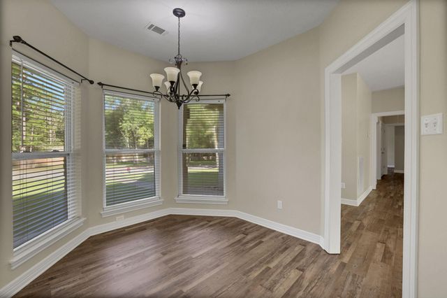 20380 Doral Drive, Huntsville, TX 77320