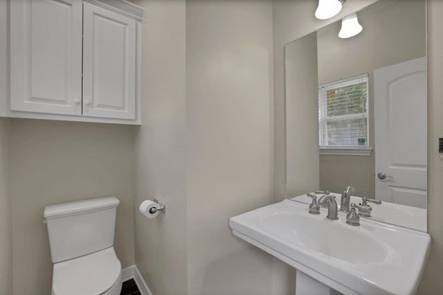 20380 Doral Drive, Huntsville, TX 77320
