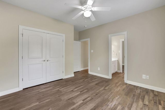 20380 Doral Drive, Huntsville, TX 77320