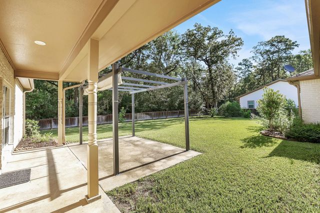 20380 Doral Drive, Huntsville, TX 77320