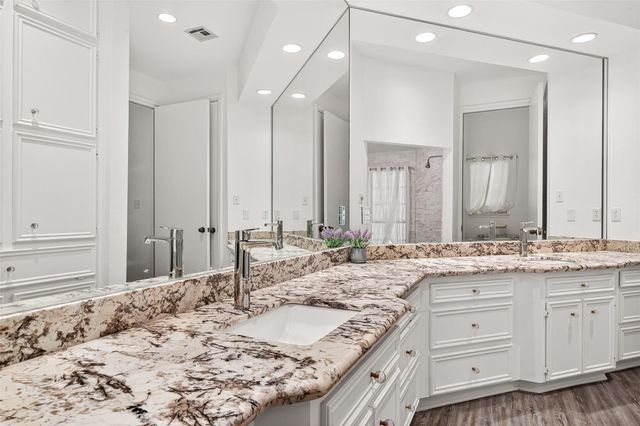 1218 Forest Oak Drive, Altair, TX 77442