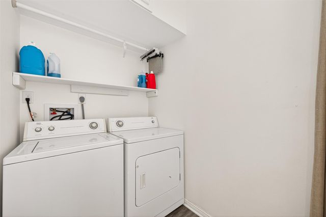 1218 Forest Oak Drive, Altair, TX 77442