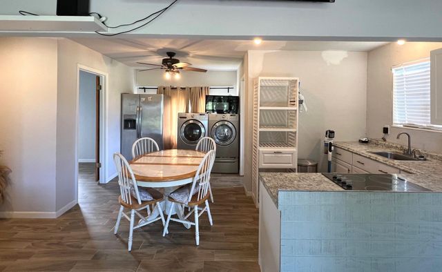 1218 Forest Oak Drive, Altair, TX 77442
