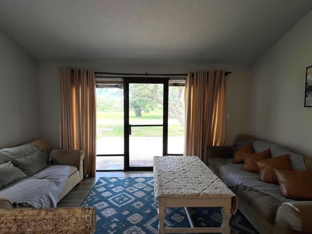 1218 Forest Oak Drive, Altair, TX 77442